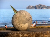 Portmarnock beach sculpture